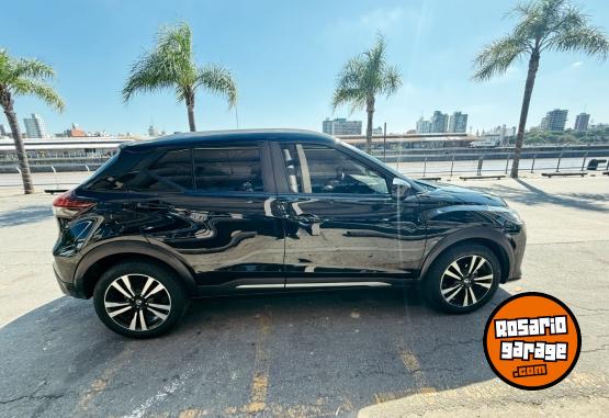 Autos - Nissan Kicks advance CVT 1.6 2022 Nafta 98000Km - En Venta