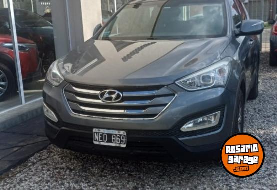 Camionetas - Hyundai Santa Fe 2.4 2WD 7 PAS AT 2013 Nafta 165000Km - En Venta