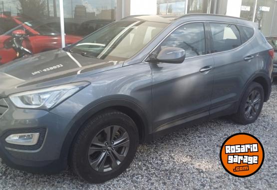 Camionetas - Hyundai Santa Fe 2.4 2WD 7 PAS AT 2013 Nafta 165000Km - En Venta