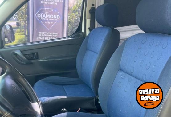 Utilitarios - Peugeot Partner 2008 Diesel 225000Km - En Venta