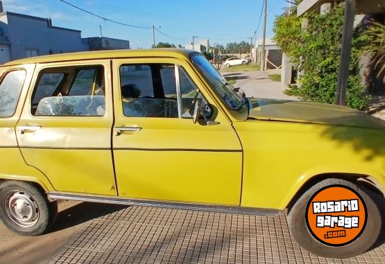 Autos - Renault R6 1983 Nafta 999999Km - En Venta