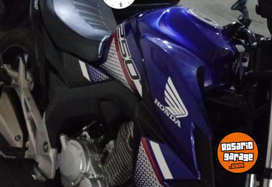 Motos - Honda Cb twister 2017 Nafta 42000Km - En Venta