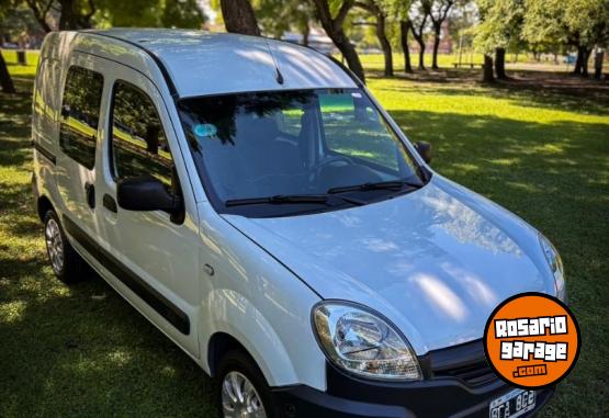 Utilitarios - Renault KANGOO / PARTNER BERLINGO 2015 GNC 133000Km - En Venta