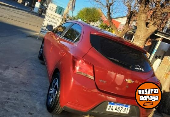 Autos - Chevrolet ONIX 2016 Nafta 132000Km - En Venta