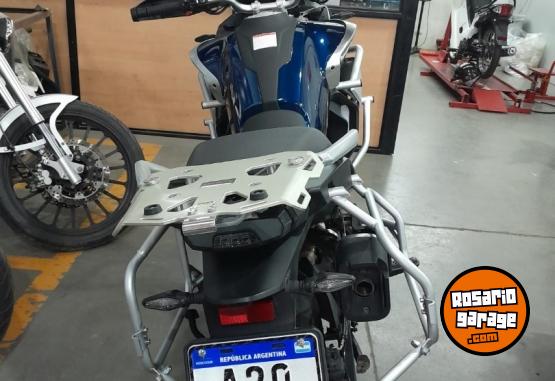 Motos - CF Cf 800. MT 2024 Nafta 5000Km - En Venta