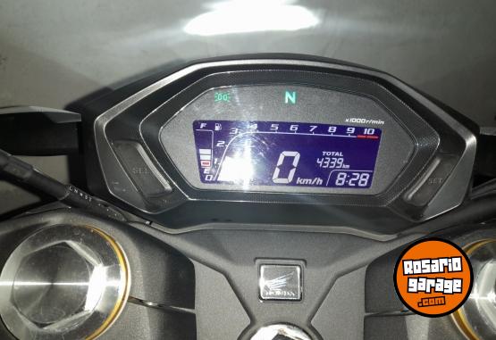 Motos - Honda Cb 190r repsol 2017 Nafta 5000Km - En Venta