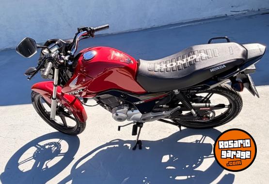 Motos - Honda New titan 2020 Nafta 18800Km - En Venta