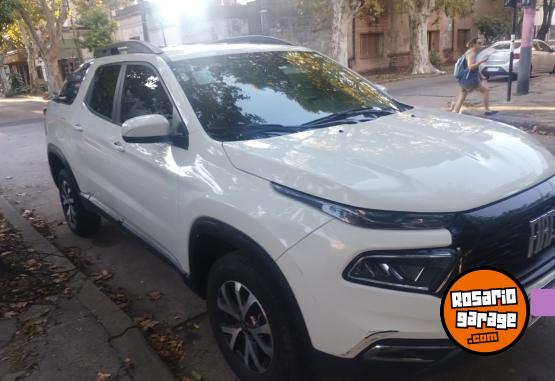Camionetas - Fiat Toro Freedon 2024 Nafta 103000Km - En Venta