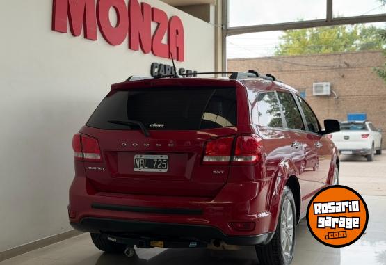 Camionetas - Dodge Journey SXT 2013 Nafta 63000Km - En Venta