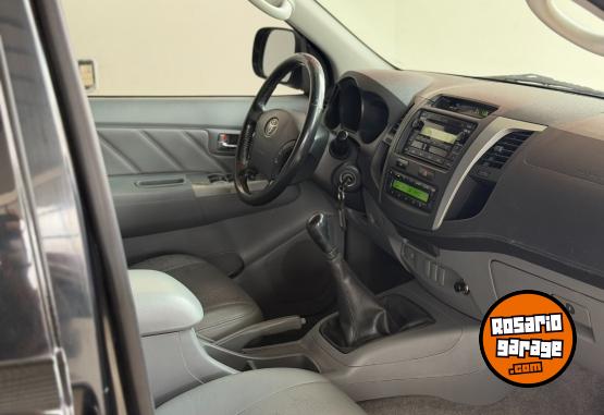 Camionetas - Toyota Hilux SRV 3.0 2010 Diesel 265000Km - En Venta