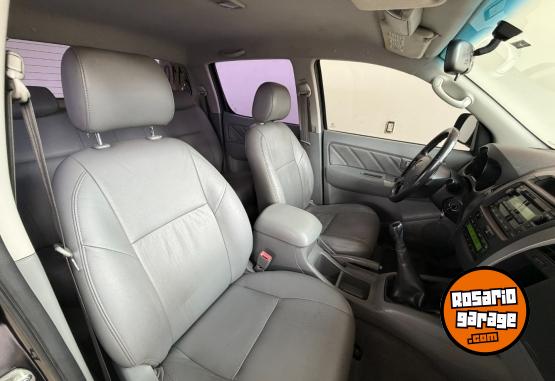 Camionetas - Toyota Hilux SRV 3.0 2010 Diesel 265000Km - En Venta