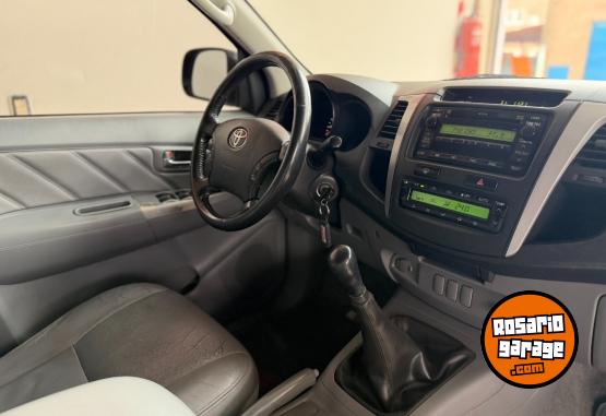 Camionetas - Toyota Hilux SRV 3.0 2010 Diesel 265000Km - En Venta