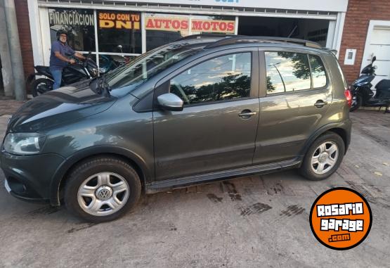 Autos - Volkswagen CROSS FOX 2014 GNC 130000Km - En Venta