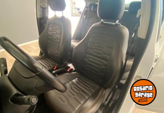 Autos - Chevrolet Prisma LTZ 2019 Nafta 132000Km - En Venta