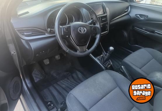 Autos - Toyota YARIS XLS 4 PUERTAS 2022 Nafta 85000Km - En Venta