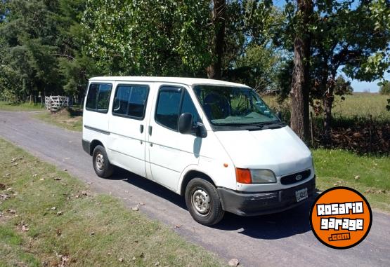 Utilitarios - Ford Transit 1997 Diesel 1111Km - En Venta