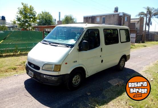 Utilitarios - Ford Transit 1997 Diesel 1111Km - En Venta