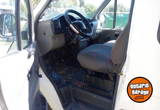 Utilitarios - Ford Transit 1997 Diesel 1111Km - En Venta