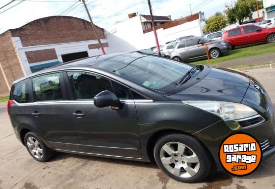 Autos - Peugeot 5008 7 PLAZAS 2014 Nafta 188625Km - En Venta