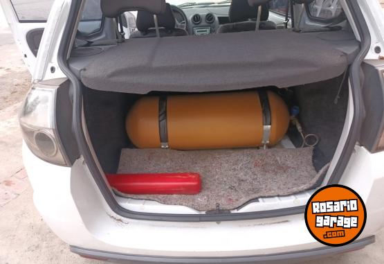 Autos - Ford KA FLY VIRAL 1.6 L 2013 GNC 150000Km - En Venta