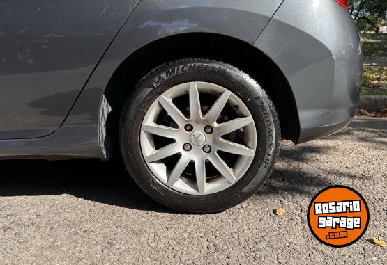 Autos - Peugeot 308 2014 Nafta 83400Km - En Venta