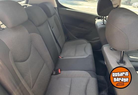 Autos - Peugeot 308 2014 Nafta 83400Km - En Venta