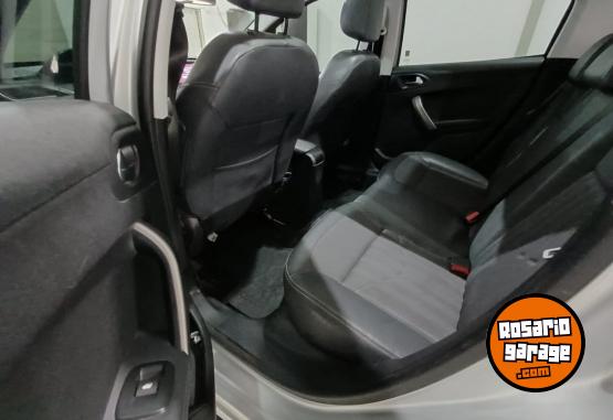 Autos - Peugeot 208 2017 Nafta 108000Km - En Venta
