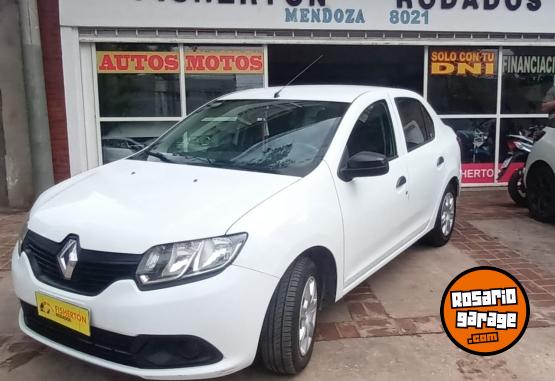 Autos - Renault LOGAN AUTHENTIQUE 2019 Nafta 111300Km - En Venta