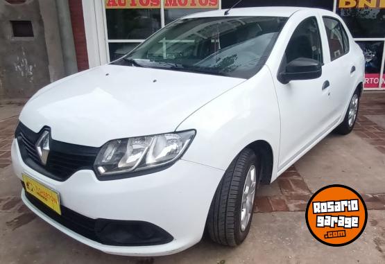 Autos - Renault LOGAN AUTHENTIQUE 2019 Nafta 111300Km - En Venta