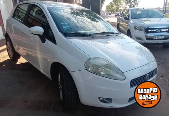 Autos - Fiat PUNTO  ESSENCE 1.6 16V 2012 GNC 140000Km - En Venta