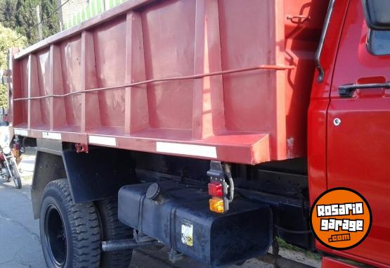 Camiones y Gr�as - Antonio Beas - En Venta