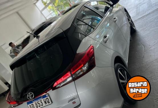 Autos - Toyota yaris s cvt 2019 Nafta 69851Km - En Venta