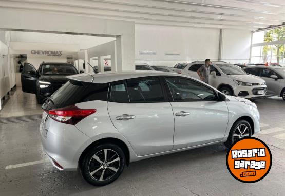 Autos - Toyota yaris s cvt 2019 Nafta 69851Km - En Venta