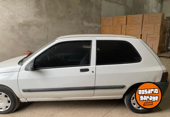 Autos - Renault Clio mio 1998 Diesel 400000Km - En Venta