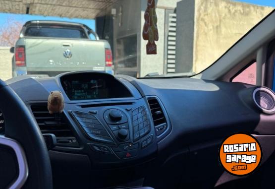 Autos - Ford Fiesta SE 2017 Nafta 145000Km - En Venta