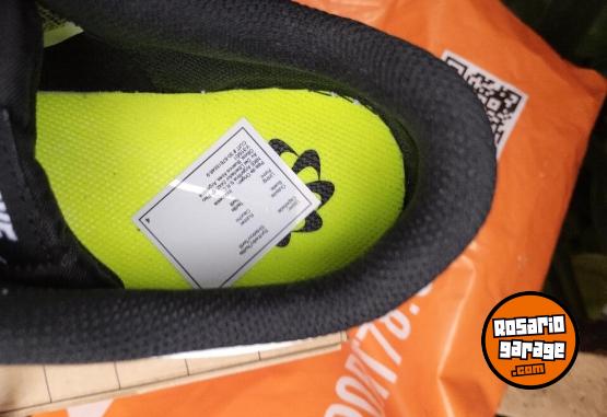 Indumentaria - Zapatillas Nike Court Royale 2, ORIGINAL, UN SOLO USO REAL, SIN DETALLES. n� 39/US 8.5. $80.000.- NO PERMUTO, SOLO EFECTIVO. - En Venta