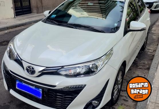 Autos - Toyota YARIS XLS PACK CVT 2020 Nafta 40900Km - En Venta