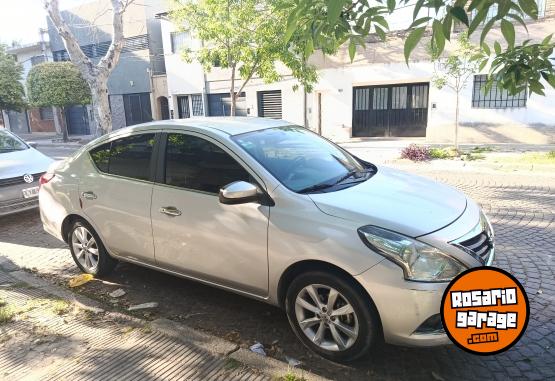 Autos - Nissan Versa Advance MT 2018 Nafta 124000Km - En Venta