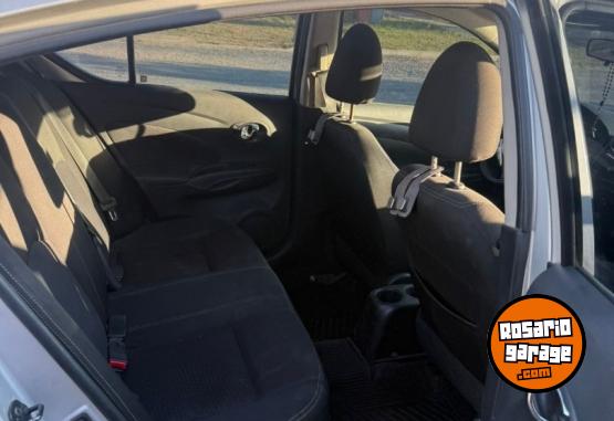 Autos - Nissan Versa Advance MT 2018 Nafta 124000Km - En Venta