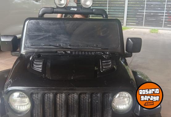 Otros - Camioneta Jeep Rubicon A bateria 12v - En Venta