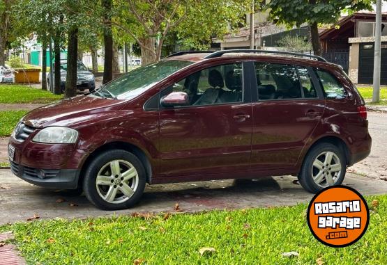 Autos - Volkswagen Suran 2010 Nafta 136000Km - En Venta