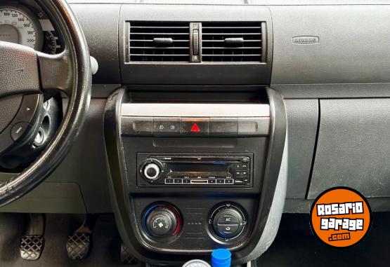 Autos - Volkswagen Suran 2010 Nafta 136000Km - En Venta