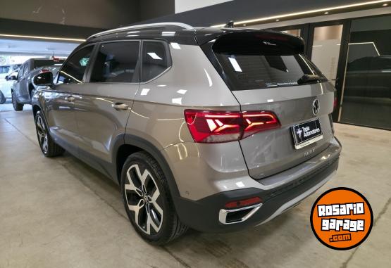 Autos - Volkswagen TAOS HIGHLINE BI TONO 1.4 2024 Nafta 27000Km - En Venta