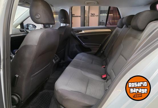 Autos - Volkswagen GOLF COMFORTLINE 1.4T DSG 2019 Nafta 121000Km - En Venta