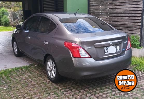 Autos - Nissan Versa Advanve MT 2014 Nafta 177700Km - En Venta
