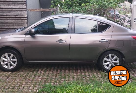Autos - Nissan Versa Advanve MT 2014 Nafta 177700Km - En Venta
