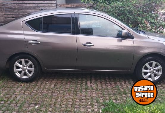 Autos - Nissan Versa Advanve MT 2014 Nafta 177700Km - En Venta