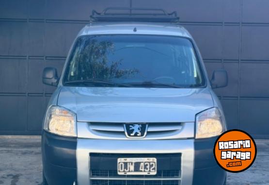Utilitarios - Peugeot Partner 2014 Diesel 150000Km - En Venta
