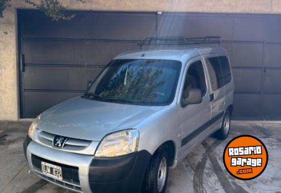 Utilitarios - Peugeot Partner 2014 Diesel 150000Km - En Venta