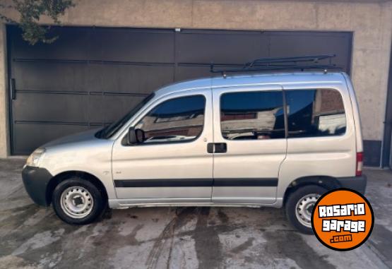 Utilitarios - Peugeot Partner 2014 Diesel 150000Km - En Venta